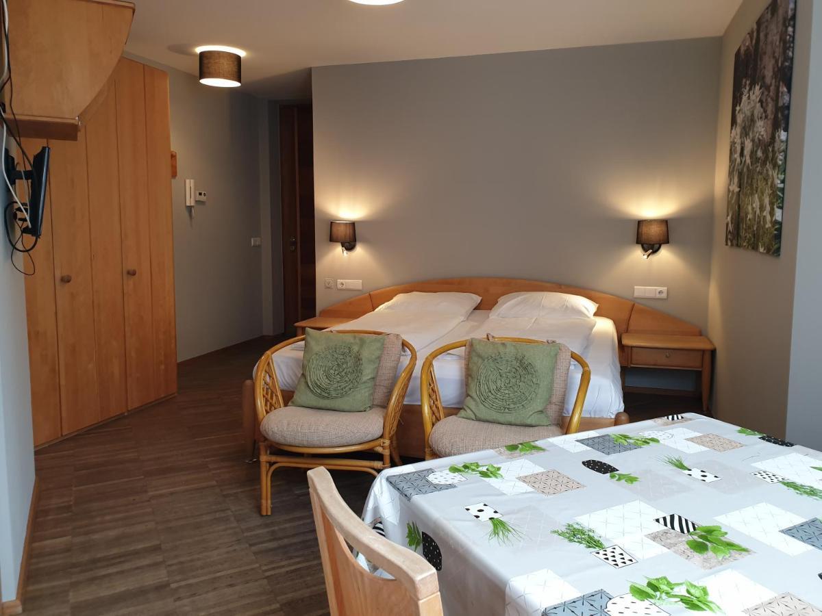 Apartments Haus Martin Нова Леванте Екстериор снимка
